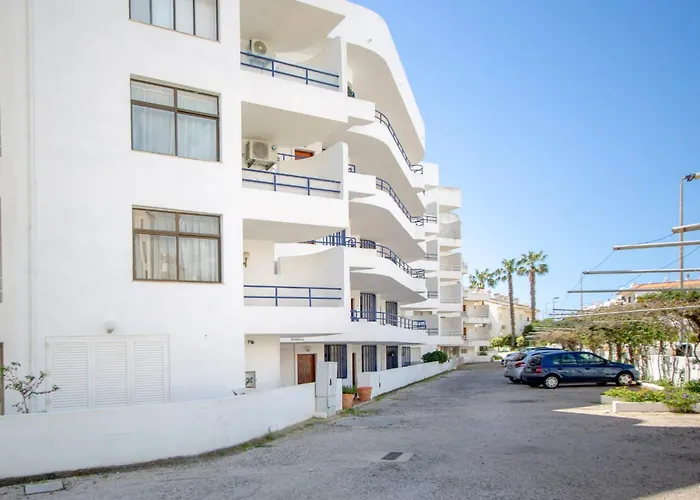 Mary's Ocean Apartment *